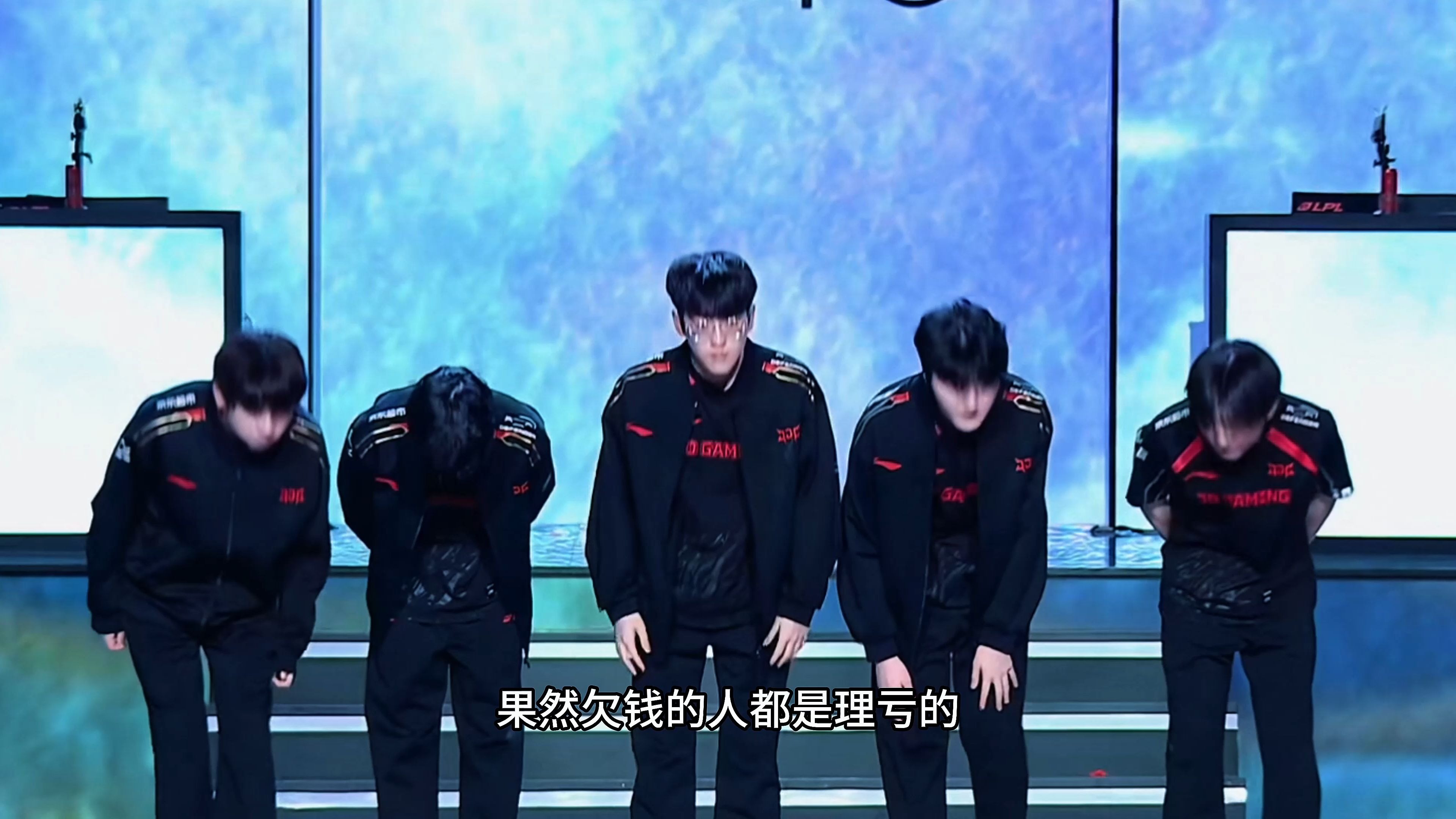 Scout重返赛场，反败为胜首场状态出色，加拿大队观众沸腾！热度持续攀升的简单介绍-开云体育下载