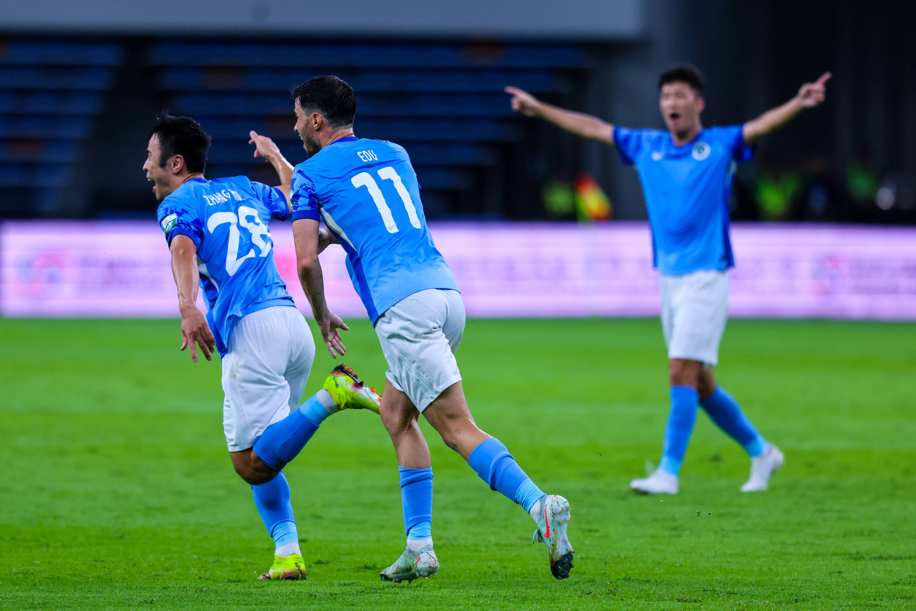 赛地聚焦——中超赛后热度飙升；印第安纳步行者刷新队史纪录；压力陡增；球队文化再被提及的简单介绍-开云官网